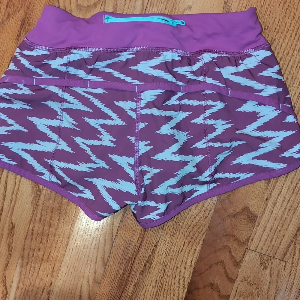 Ivivva Athletic Shorts - Picture 3 of 4